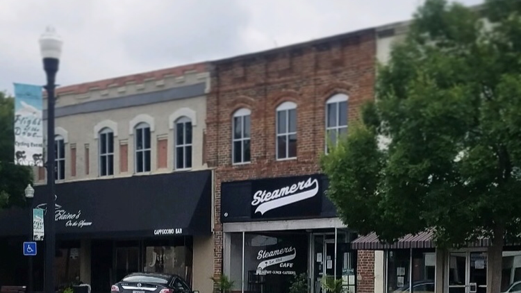 Steamers Restaurant & Catering